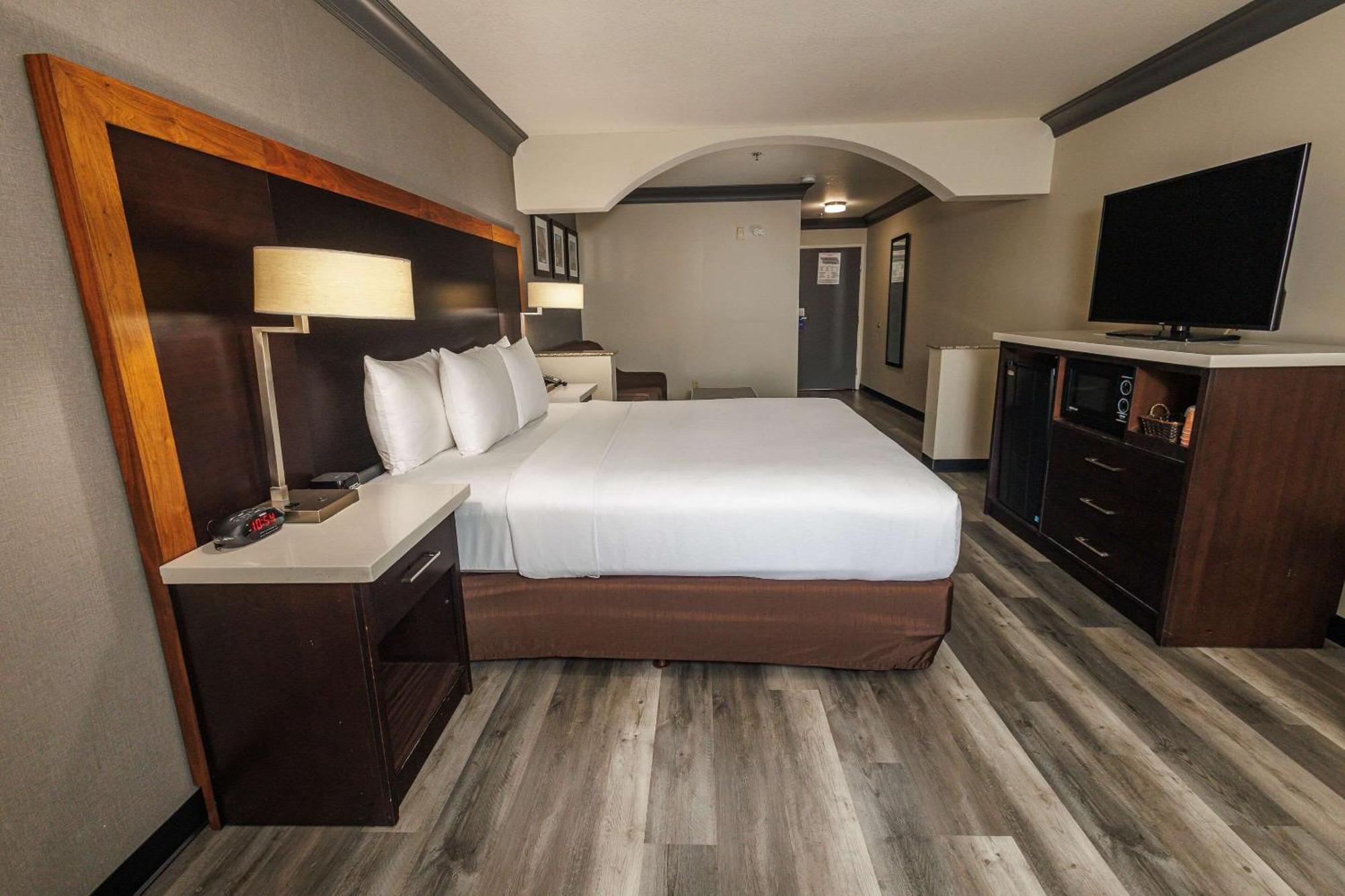 Comfort Inn & Suites Near Universal - N Hollywood - Burbank Los Angeles Buitenkant foto