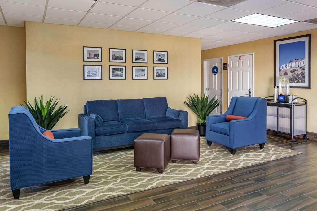 Comfort Inn & Suites Near Universal - N Hollywood - Burbank Los Angeles Interieur foto